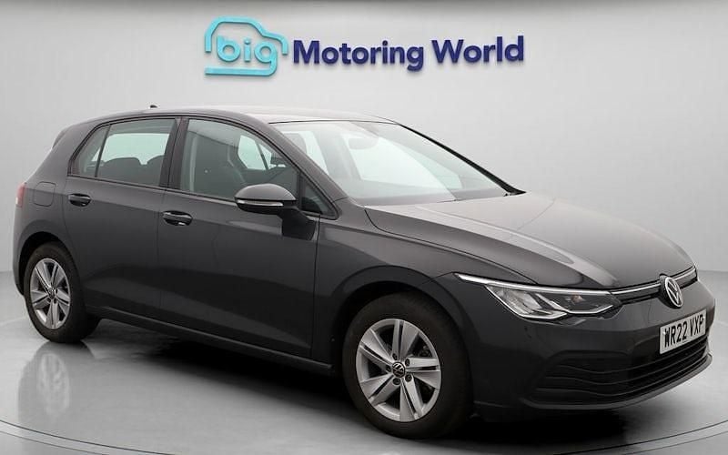Used 2024 VW Golf VIII Life Hatchback | £16,300 (Super price) - Image 1/4