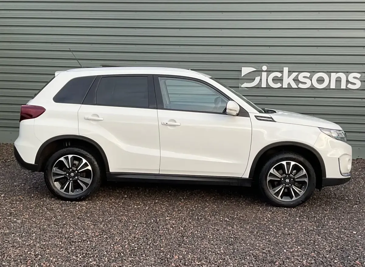 Used Suzuki Vitara SZ5 116 HP (85 kW) 2023 White SUV