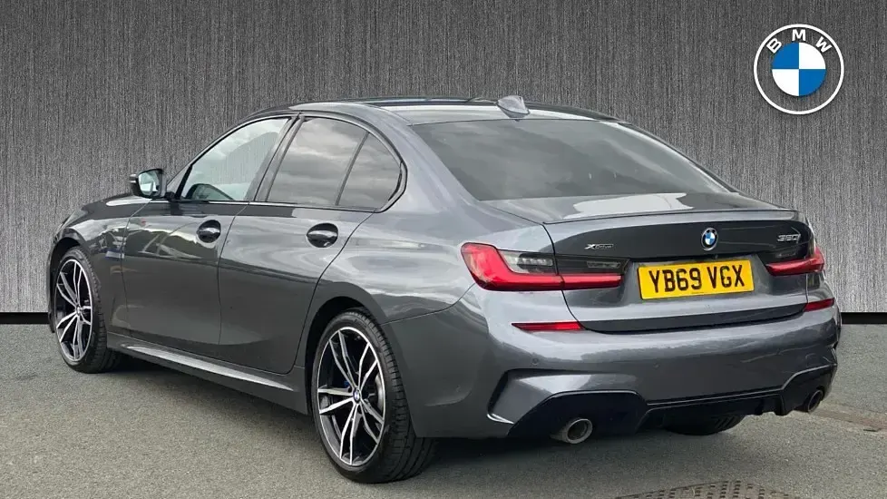 Usado BMW 320 M Sport 181 CV (133 kW) 2020 Gris Berlina