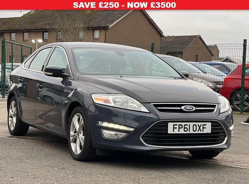 Used Ford Mondeo Titanium 115 HP (84 kW) 2012 Grey Hatchback