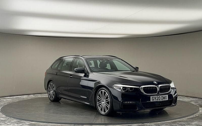 Carbon black Used 2020 BMW 540 M Sport Estate | £29,700 (Fair price) - Image 1/4