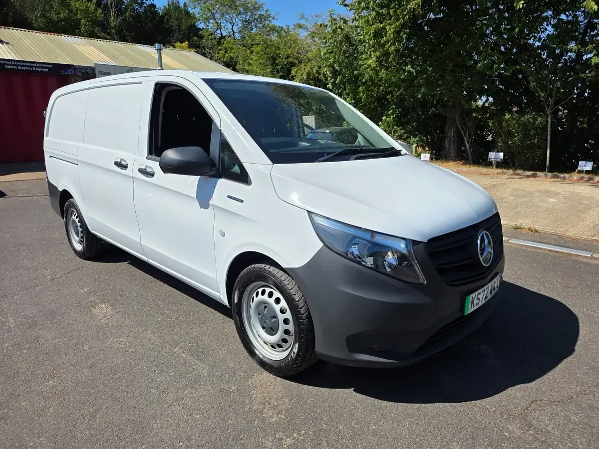 Used Mercedes e-Vito Progressive 84 kW (115 HP) 2023 White Van