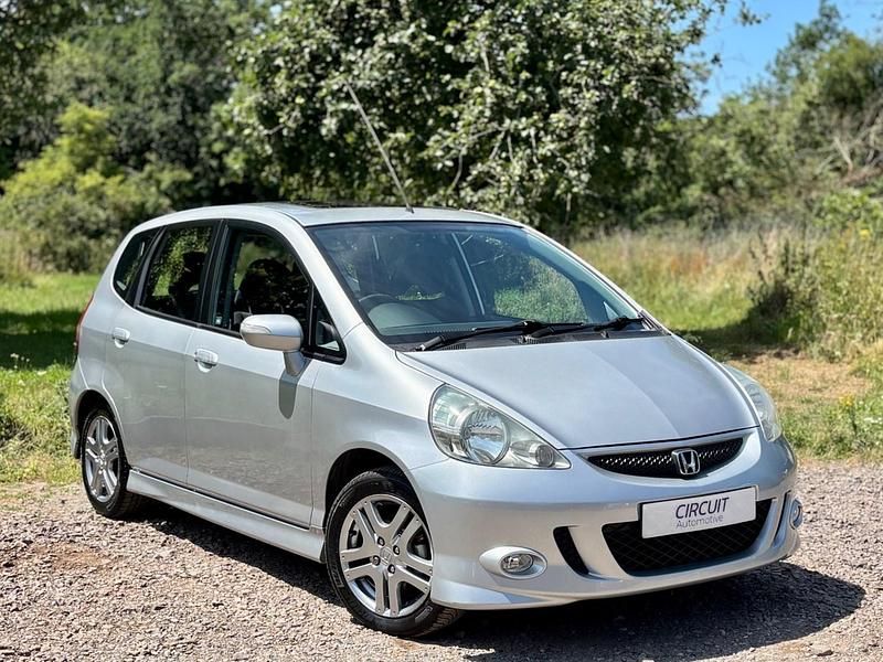 Silver Used 2005 Honda Jazz Sport Hatchback | £2,999 (A bit pricey) - Image 1/4
