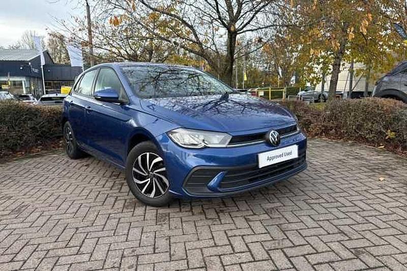Used VW Polo Life 95 HP (69 kW) 2024 Blue Hatchback