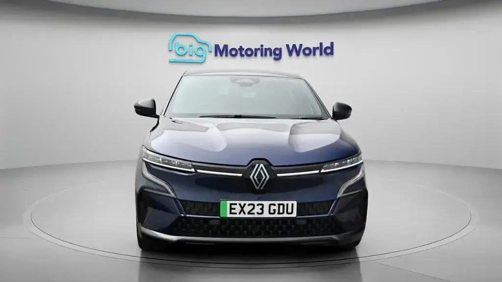 Used Renault Mégane Techno 161 kW (220 HP) 2023 Blue and black Hatchback