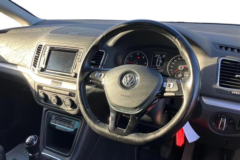 Used VW Sharan SE 150 HP (110 kW) 2019 Blue MPV