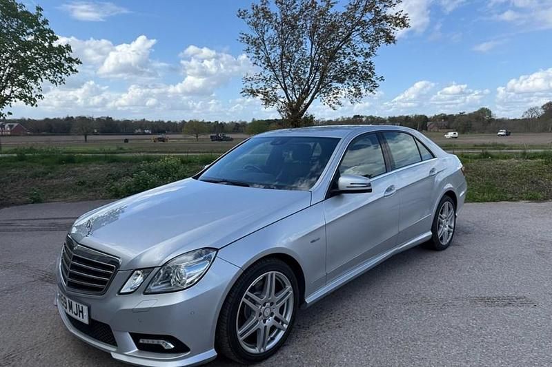 Used Mercedes E200 2009 Sedan