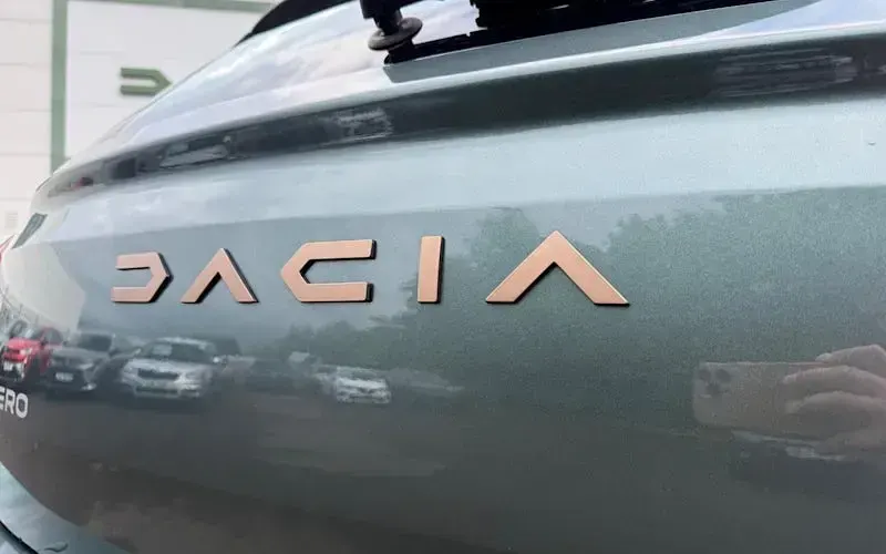 Used Dacia Sandero Extreme 91 HP (66 kW) 2023 Green Hatchback