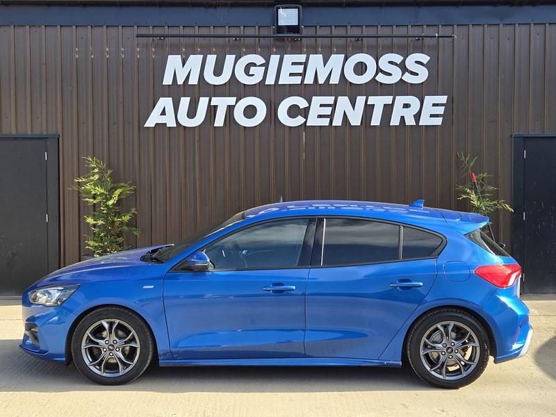 Used Ford Focus ST-Line 125 HP (91 kW) 2019 Blue Hatchback