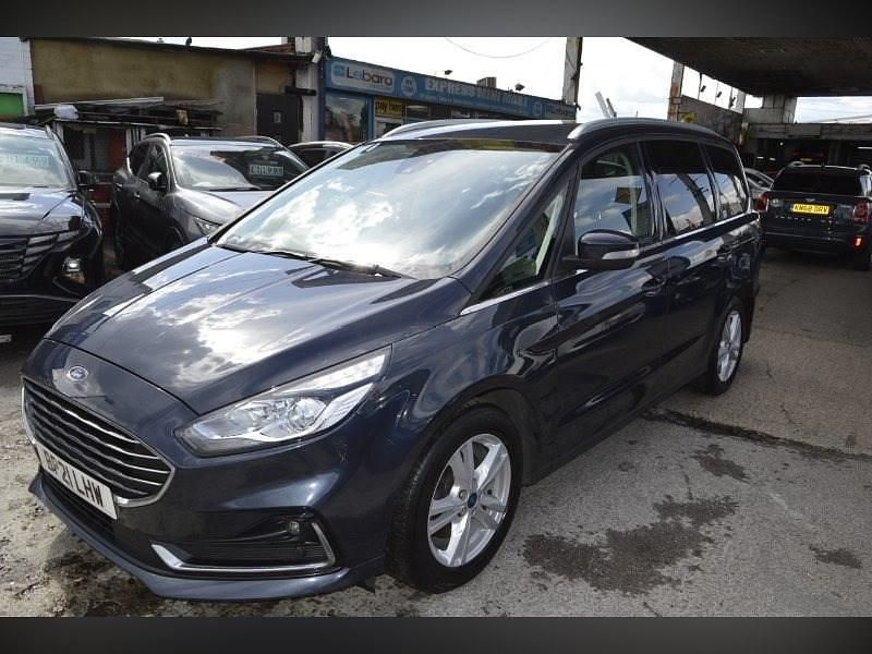 Begagnad Ford Galaxy Titanium 150 HK (110 kW) 2021 Blå Minibuss