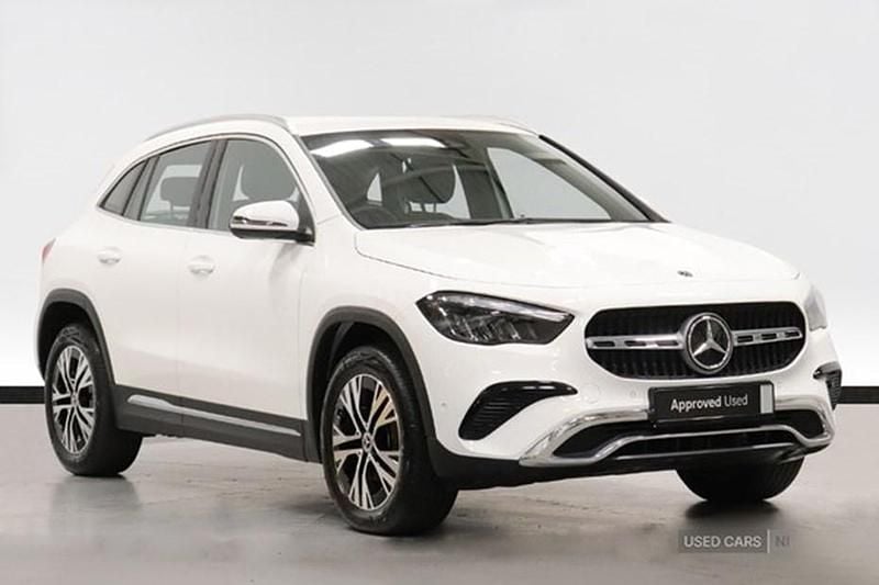 White Used 2025 Mercedes GLA200 Executive SUV | £34,995 (Expensive) - Image 1/1