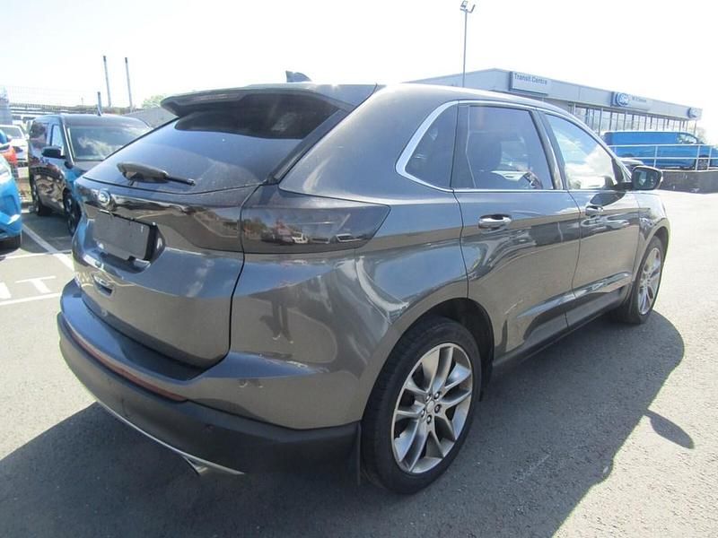 Begagnad Ford Edge Titanium 210 HK (154 kW) 2017 SUV