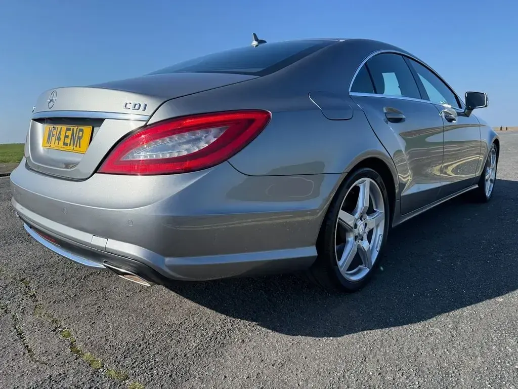 Begagnad Mercedes CLS350 AMG 265 HK (194 kW) 2014 Silver Sportkupé