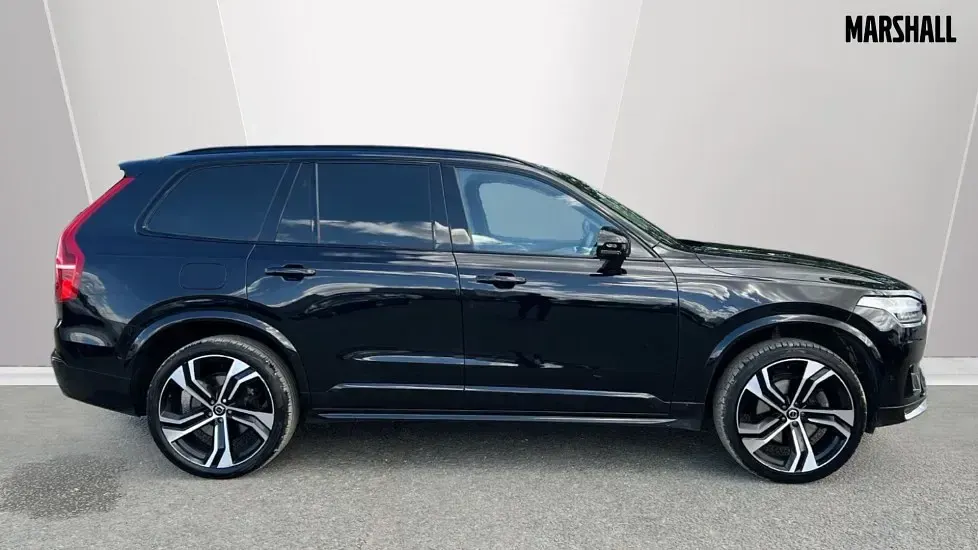 Usado Volvo XC90 Ultra 250 HP (183 kW) 2025 Preto SUV