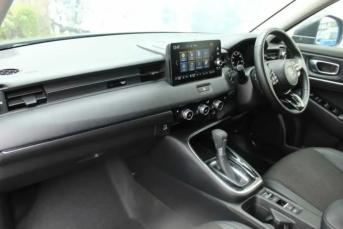 Used Honda HR-V Advance 131 HP (96 kW) 2023 Grey SUV