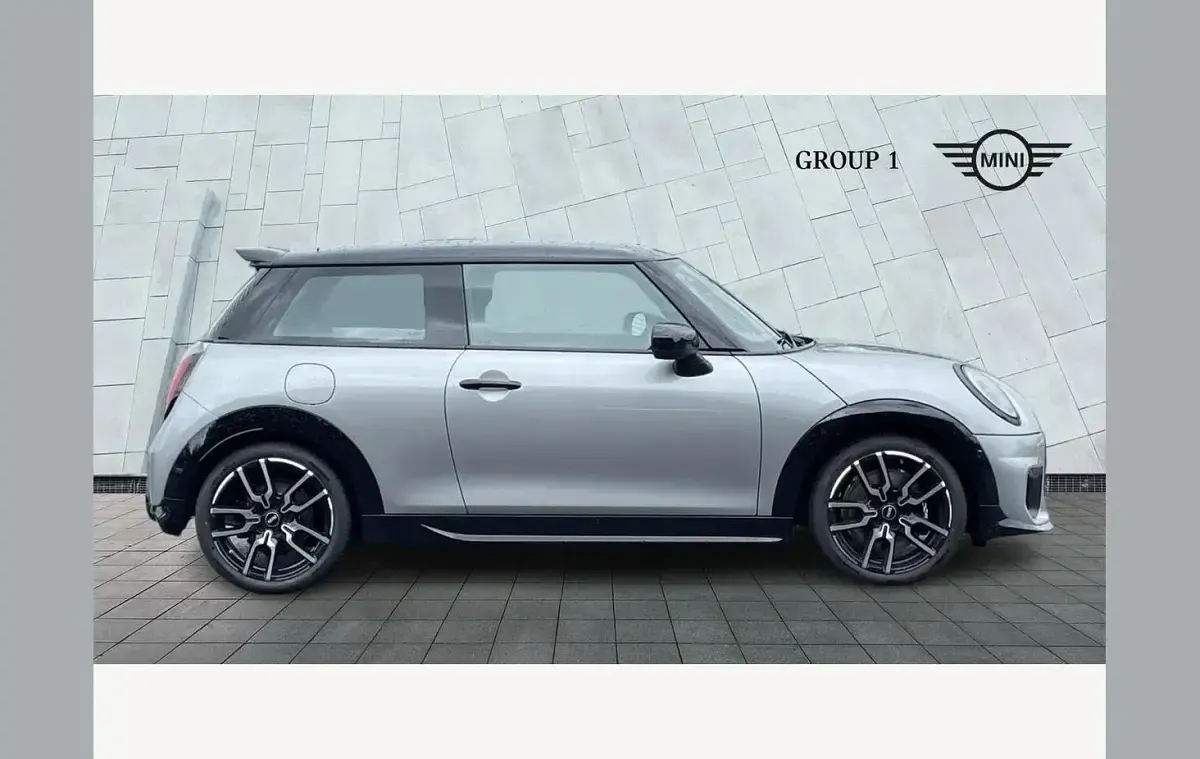 Used Mini Cooper Sport 147 kW (200 HP) 2026 Silver Hatchback