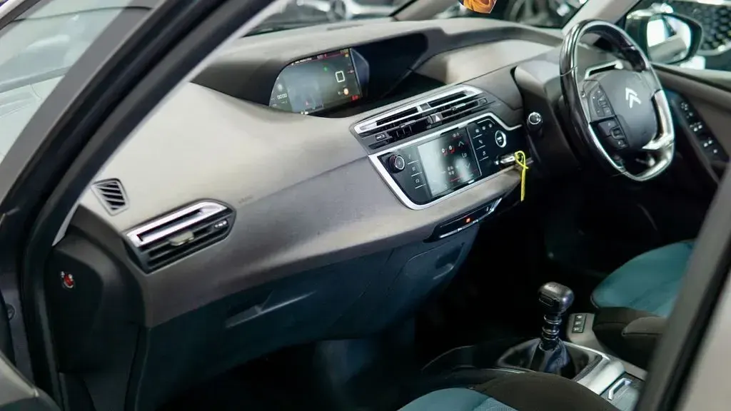 Used Citroën C4 Picasso Feel 120 HP (88 kW) 2018 Grey MPV
