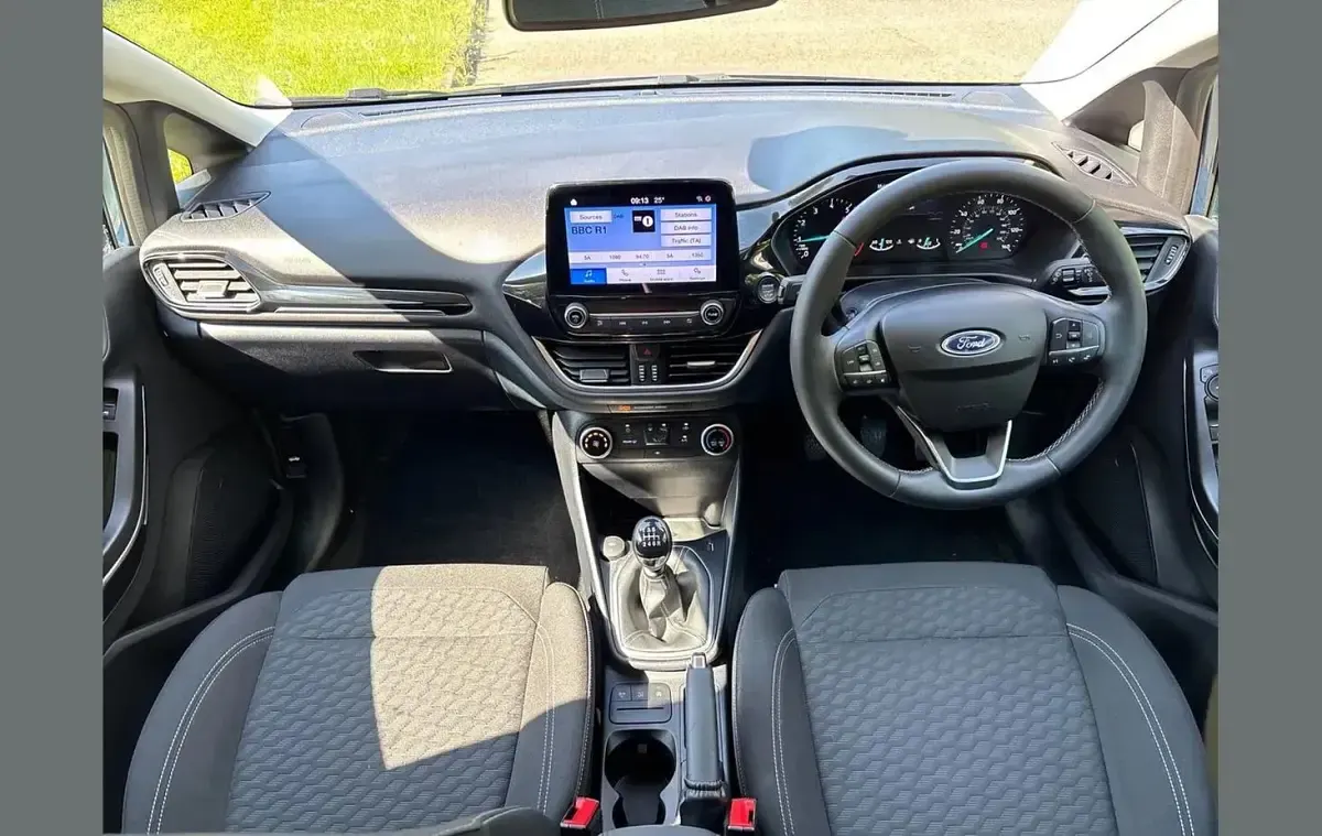Used Ford Fiesta Titanium 99 HP (72 kW) 2023 Blue Hatchback