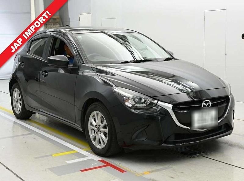 Begagnad Mazda Demio 2017 Svart Halvkombi