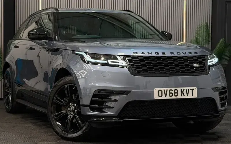 Used Land Rover Range Rover Velar SE Dynamic 179 HP (131 kW) 2020 Blue SUV