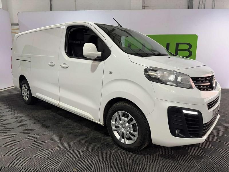 White Used 2021 Vauxhall Vivaro Sportive Van | £11,995 (Fair price) - Image 1/4