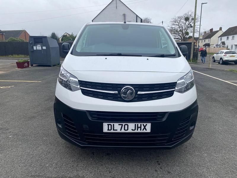 Used Vauxhall Vivaro 100 HP (73 kW) 2020 White MPV