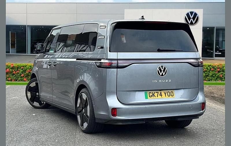 Used VW ID. Buzz Pro 210 kW (286 HP) 2025 Silver MPV