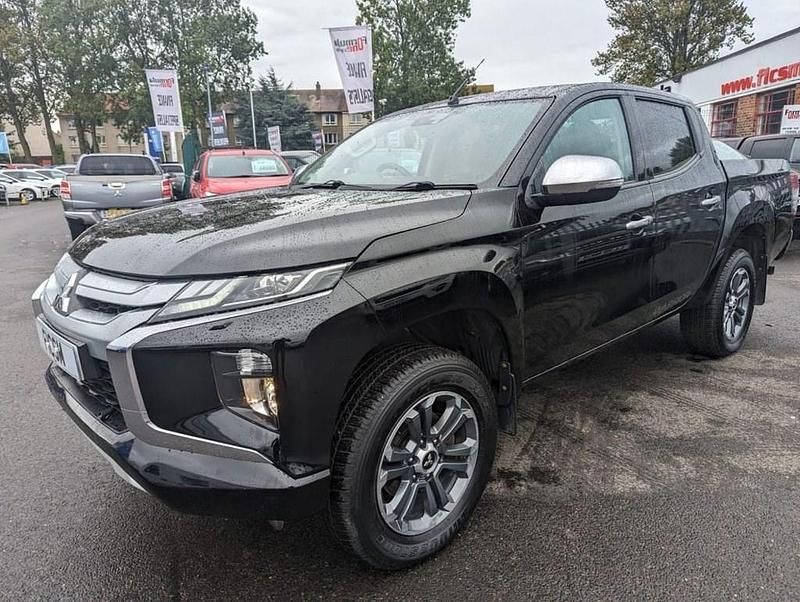 Used Mitsubishi L200 Warrior 148 HP (108 kW) 2020 Black Pickup