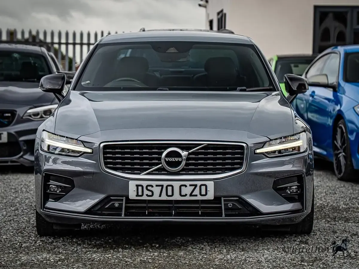 Used Volvo S60 R-Design 250 HP (183 kW) 2020 Grey Sedan