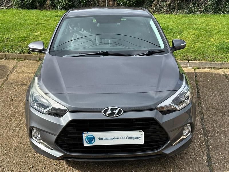 Used Hyundai i20 SE 2018 Grey Coupe