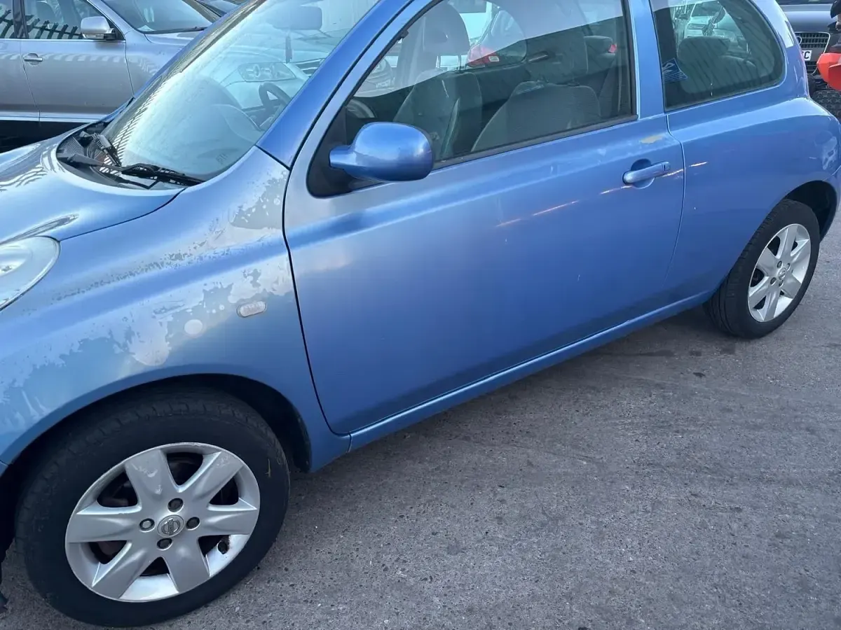 Used Nissan Micra 87 HP (63 kW) 2003 Blue Hatchback
