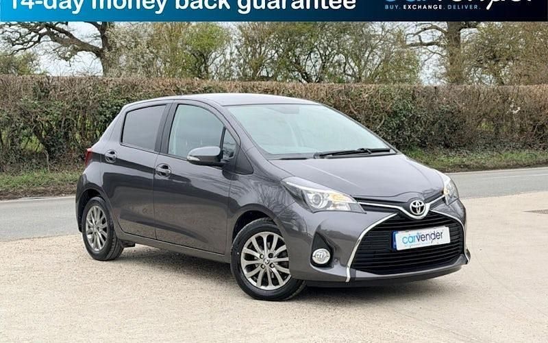 Used Toyota Yaris 99 HP (72 kW) 2016 Hatchback