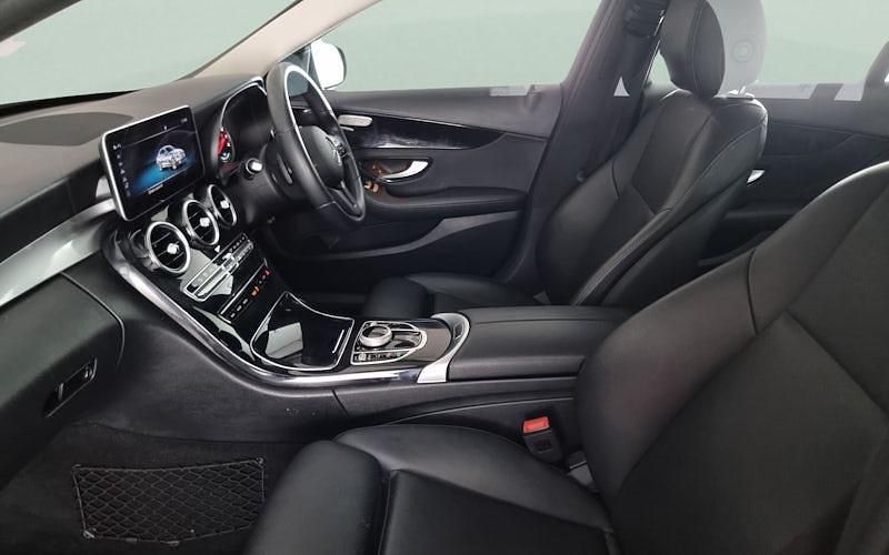 Used 2021 Mercedes C200 SE Sedan | £14,140 (Super price) - Image 1/2