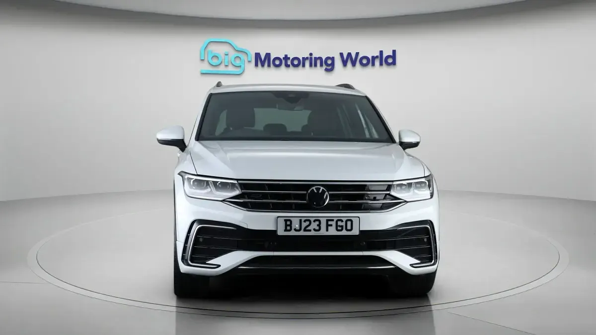 Used VW Tiguan R-line 242 HP (177 kW) 2023 SUV