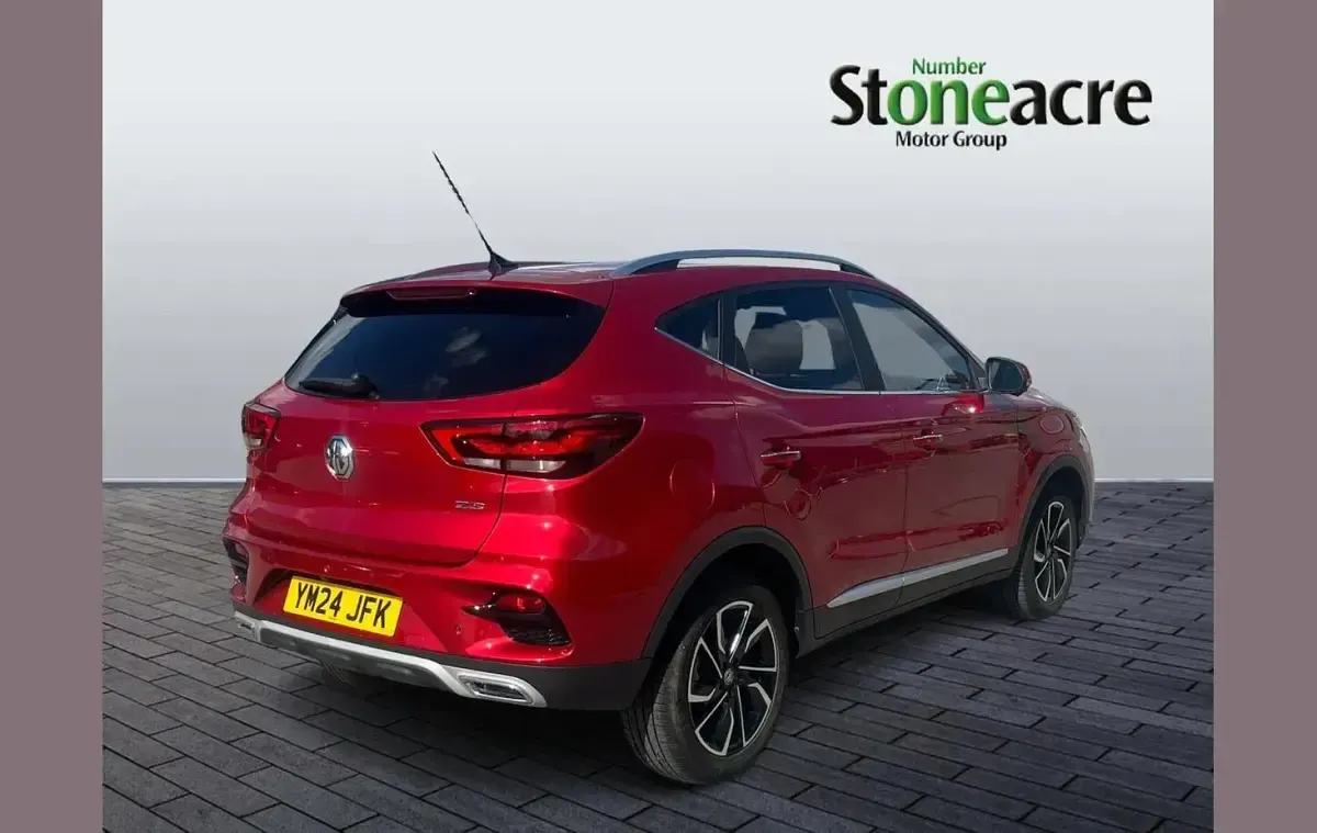 Used MG ZS Exclusive 109 HP (80 kW) 2024 Red SUV