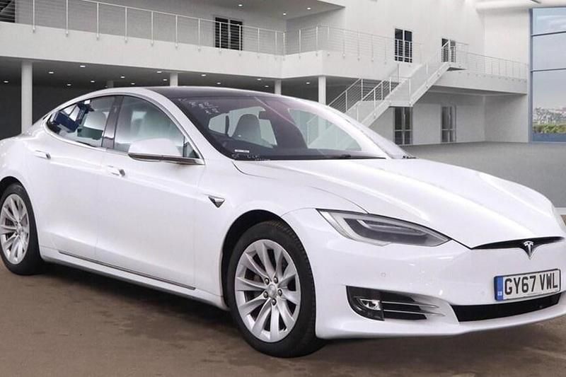White Used 2017 Tesla Model S Hatchback | £15,988 (Fair price) - Image 1/1