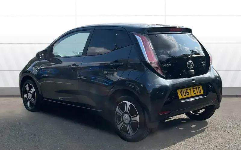 Used Toyota Aygo X-clusiv 69 HP (50 kW) 2017 Grey Hatchback
