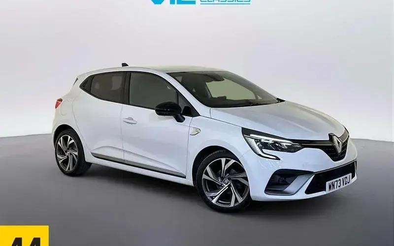 Used Renault Clio RS Line 90 HP (66 kW) 2023 Hatchback