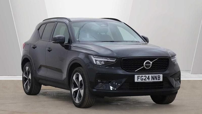 Black Used 2024 Volvo XC40 Plus SUV | £31,990 (Fair price) - Image 1/2