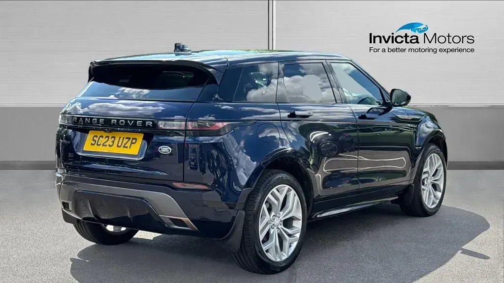 Used Land Rover Range Rover evoque SE Dynamic 204 HP (150 kW) 2023 Portofino blue metallic SUV