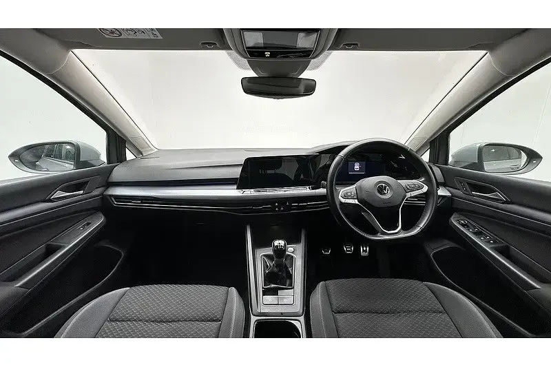 Second-hand VW Golf VIII Active 150 CP (110 kW) 2022 Gri Hatchback