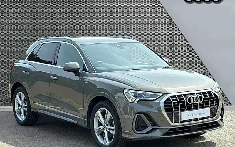 Używany Audi Q3 S-Line 150 KM (110 kW) 2023 SUV