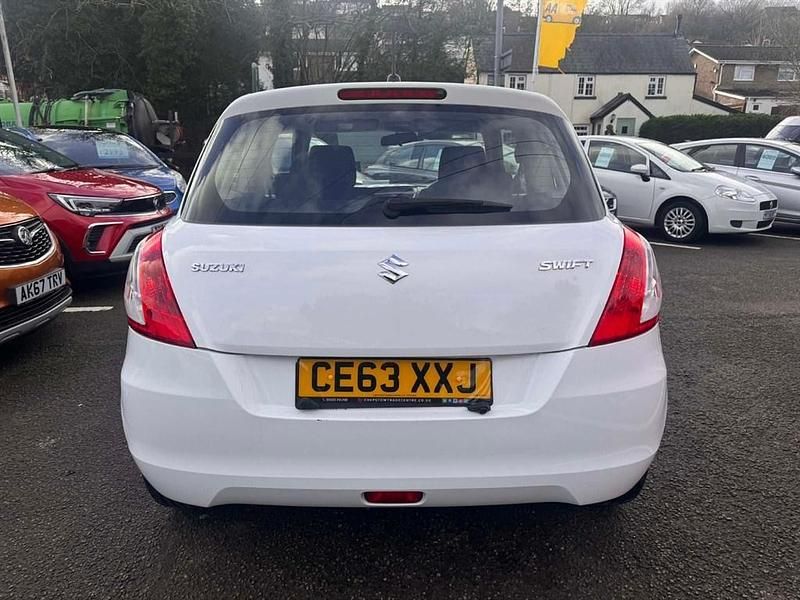 Used Suzuki Swift SZ3 94 HP (69 kW) 2013 White Hatchback