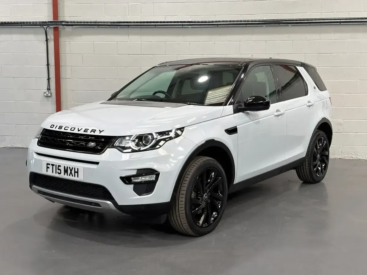 Used Land Rover Discovery Sport HSE Luxury 2015 White SUV