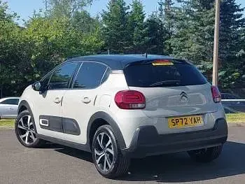 Used Citroën C3 PureTech 83 HP (61 kW) 2022 Beige Hatchback
