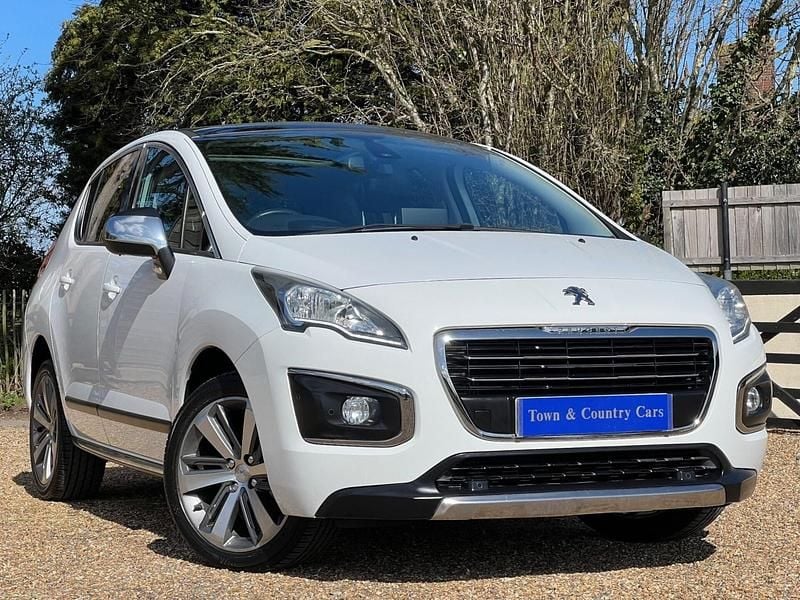 Used Peugeot 3008 Allure 130 HP (95 kW) 2016 White Hatchback