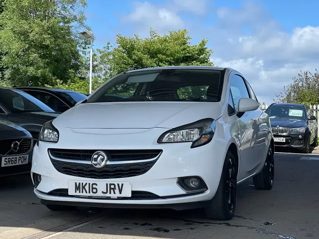 Używany Vauxhall Corsa SRi 90 KM (66 kW) 2016 Biały Hatchback