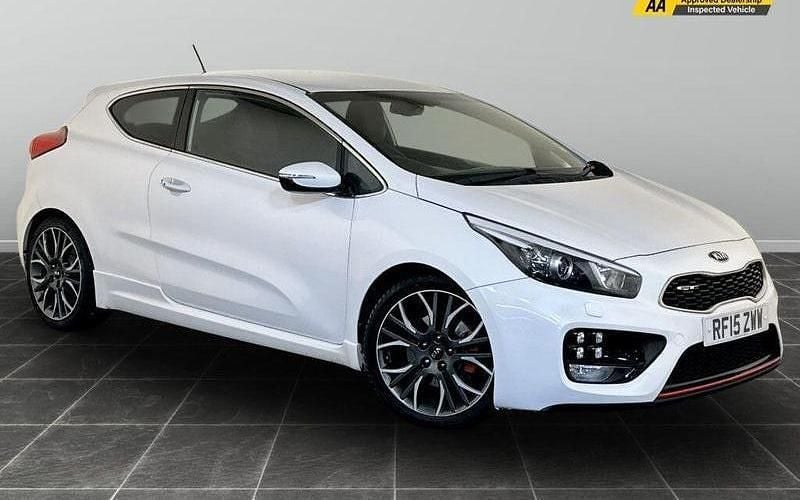 White Used 2015 Kia ProCeed Hatchback | £6,995 (Good price) - Image 1/2