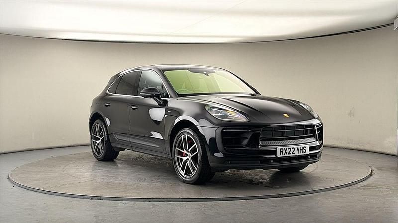 Used Porsche Macan 380 HP (279 kW) 2022 Black SUV