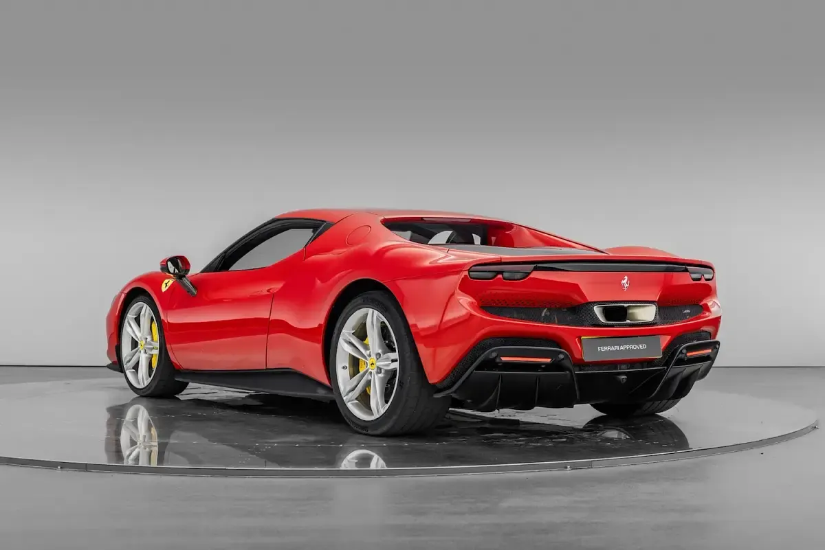 Used Ferrari 296 830 HP (610 kW) 2022 Red Coupe